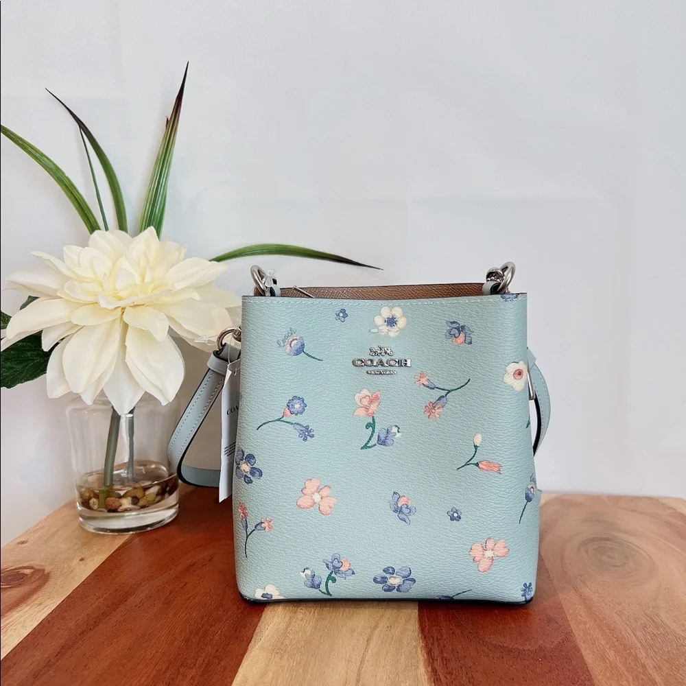 ❌SOLD❌NWT Coach Mini Town Bucket Bag With Mystical Floral Print - Picture 1 of 7